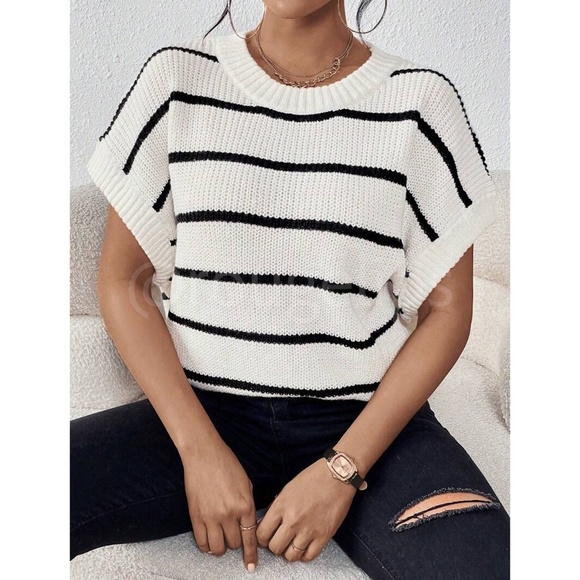 Black Stripes on White Knit Muscle Tee Sweater Sleeveless Vest - Picture 3 of 8